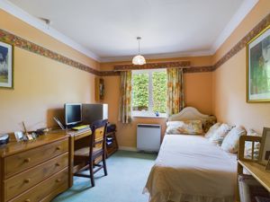 Bedroom/office- click for photo gallery